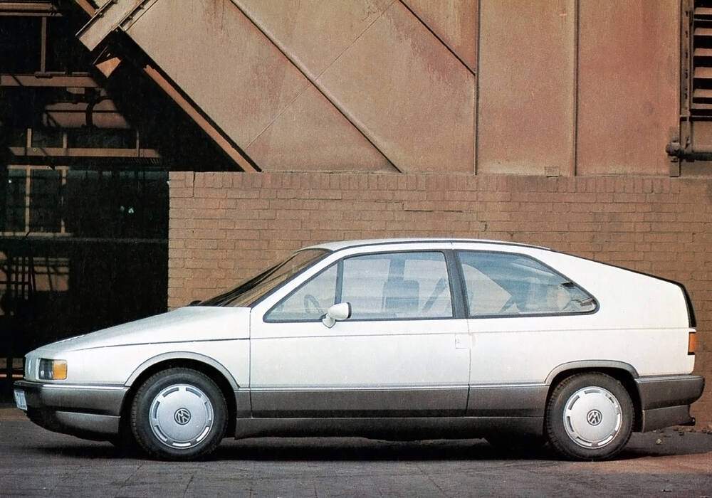 Fiche technique Volkswagen Auto 2000 Concept (1981)
