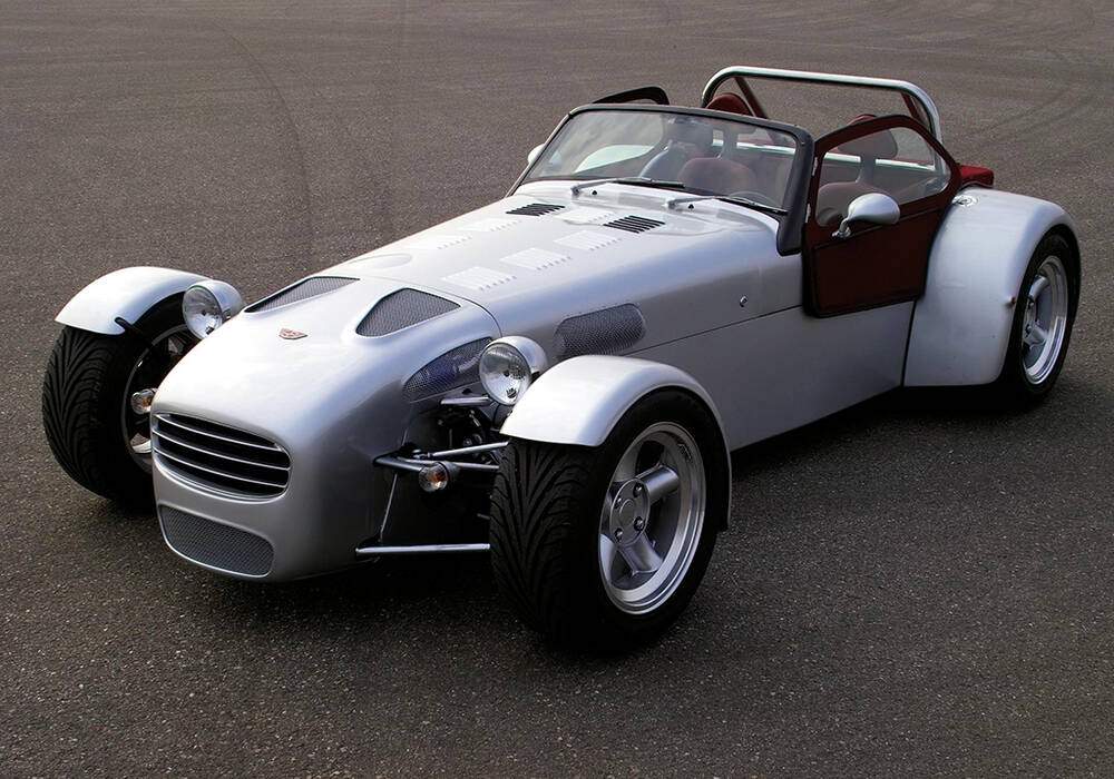 Fiche technique Donkervoort D8E Wide Track (2003-2012)