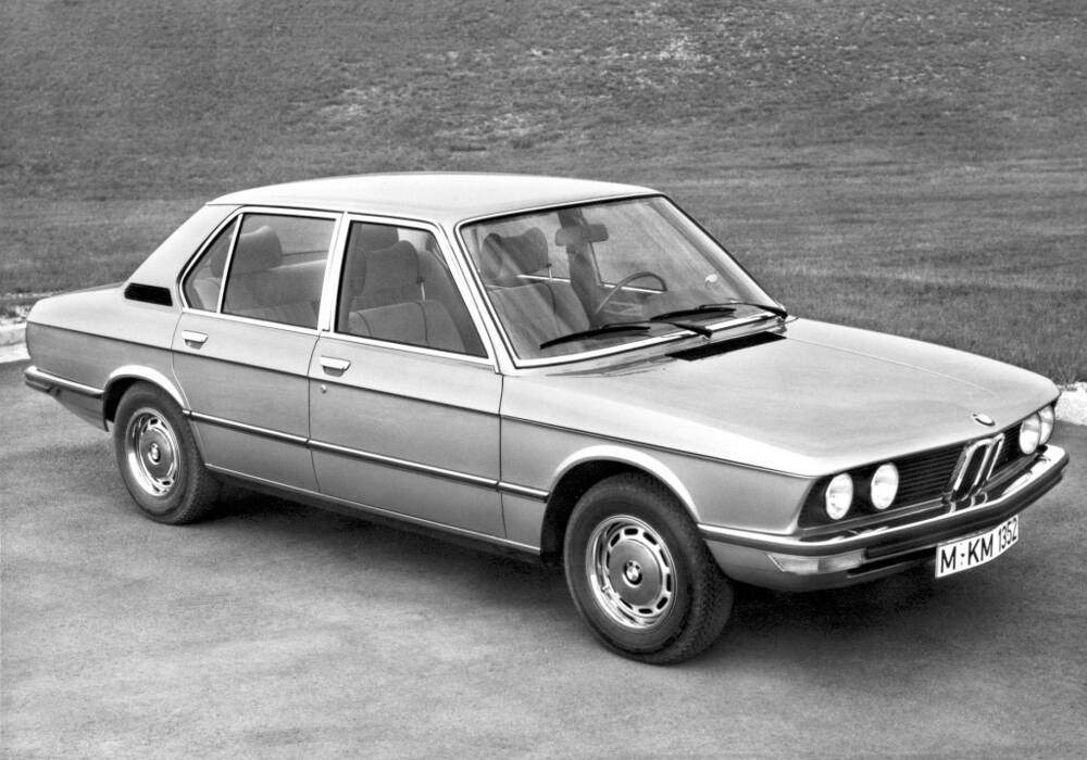 Fiche technique BMW 520/4 (E12) (1972-1979)