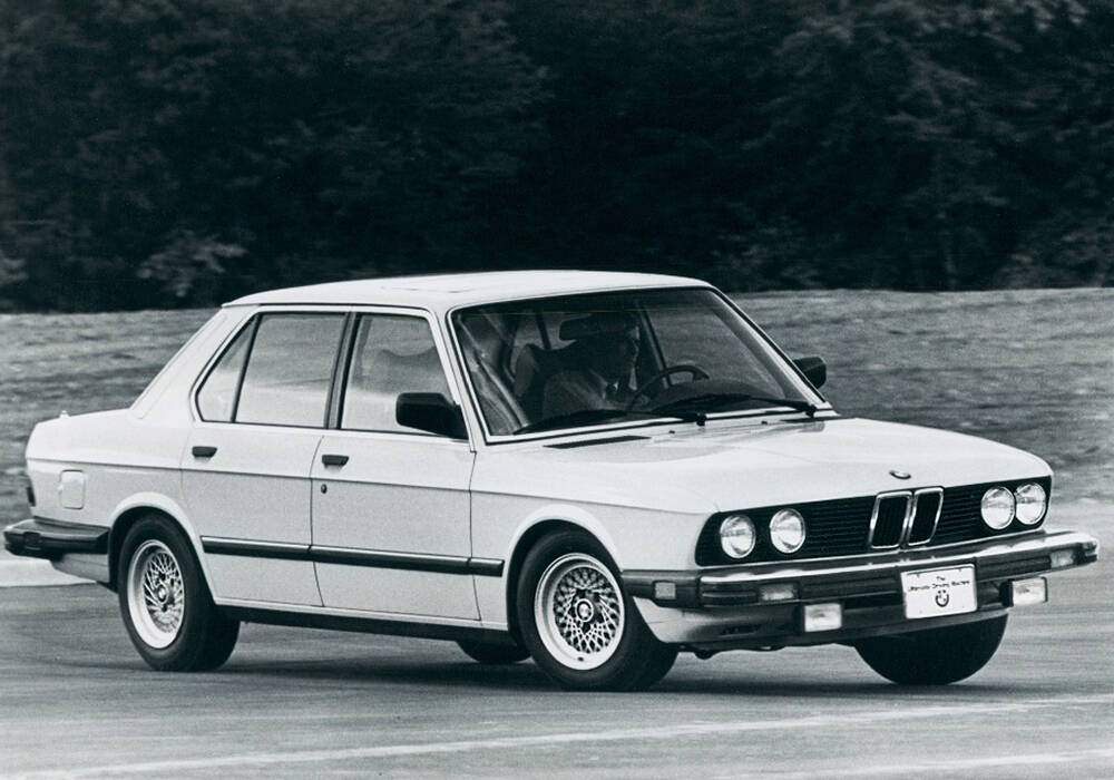 Fiche technique BMW 528e (E28) (1982-1987)
