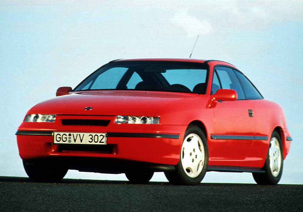 Fiche technique Opel Calibra 2.0 16v (1990-1994)