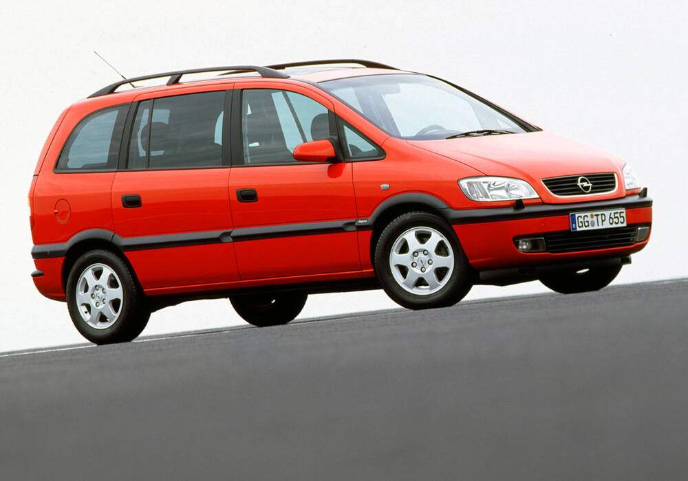 Fiche technique Opel Zafira 2.0 DI 16v (1999-2000)