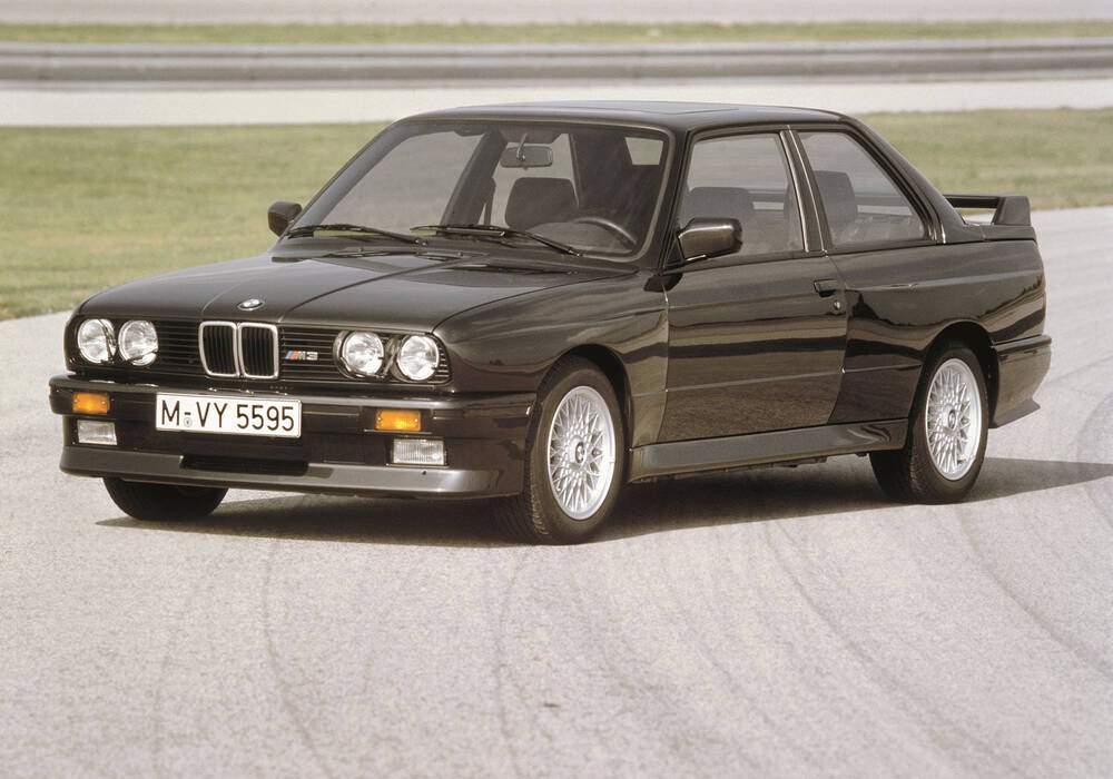 Fiche technique BMW M3 (E30) (1986-1989)