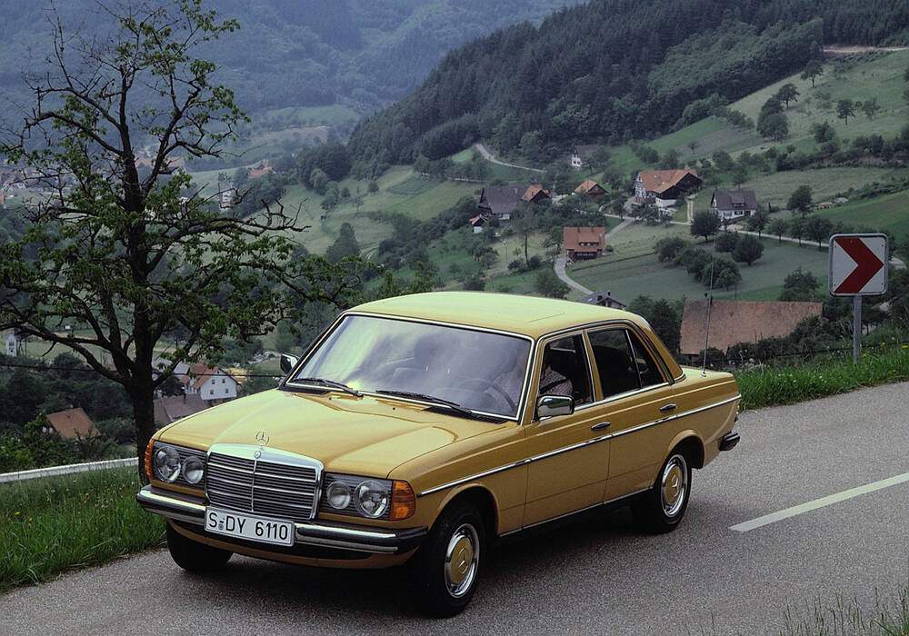 Fiche technique Mercedes-Benz 230 E (W124) (1984-1986)