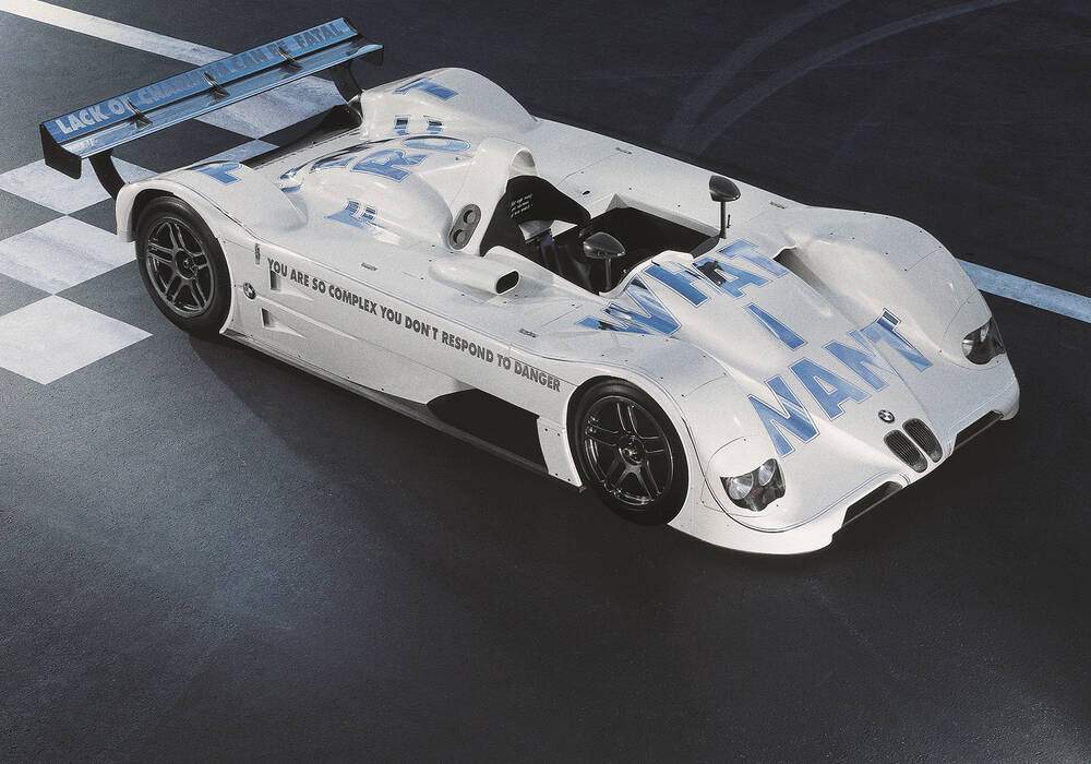 Fiche technique BMW V12 LMR &laquo; Art Car by Jenny Holzer &raquo; (1999)