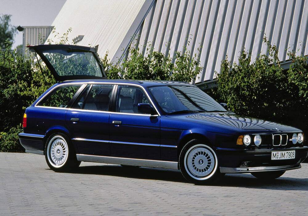 Fiche technique BMW M5 Touring (E34) (1992-1995)