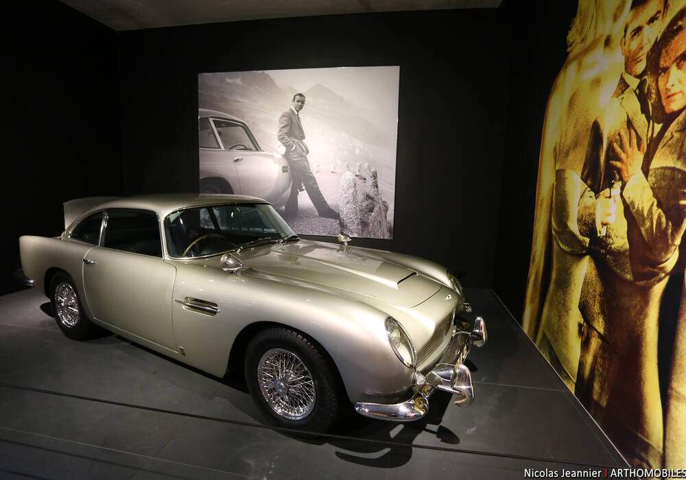 Fiche technique Voitures de films : Aston Martin DB5 &quot;Bond Car&quot; (1965)