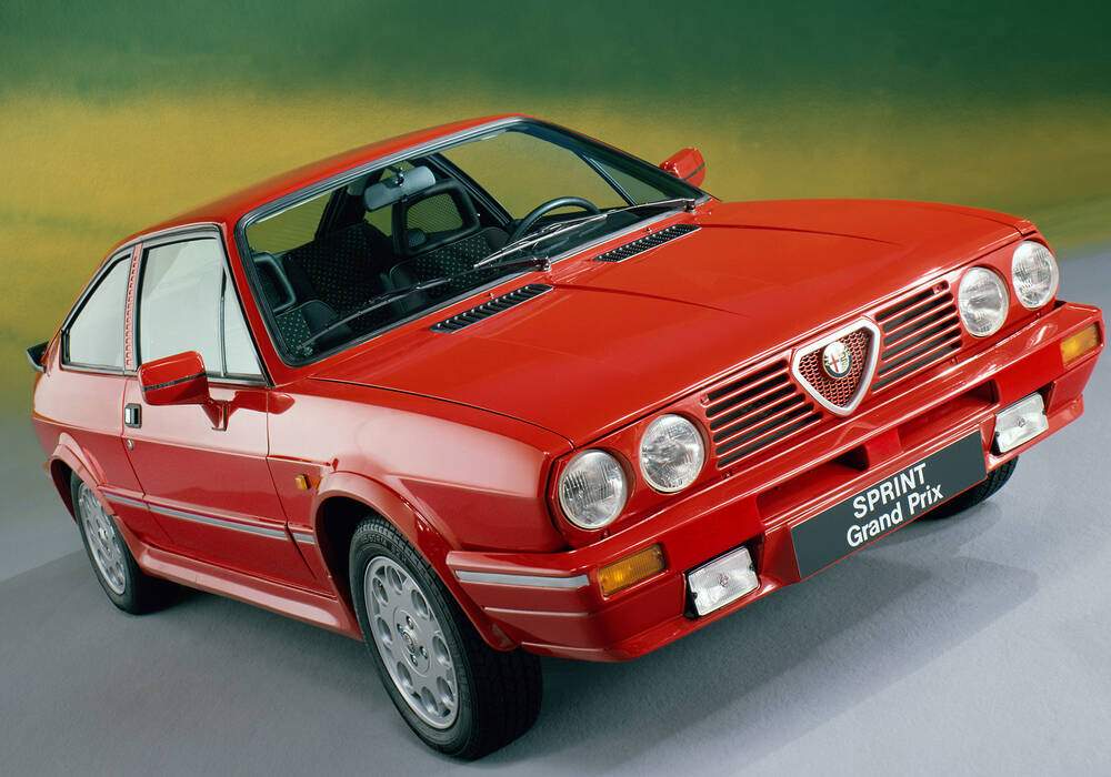 Fiche technique Alfa Romeo Alfasud Sprint 1.5 Quadrifoglio Verde &laquo; Grand Prix &raquo; (1984)