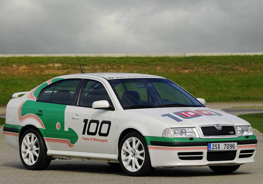 Fiche technique Skoda Octavia RS (1U) &laquo; WRC Edition &raquo; (2001)