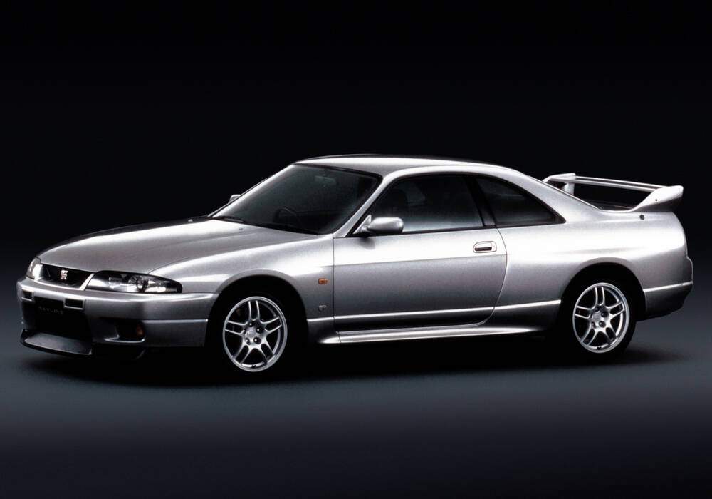 Fiche technique Nissan Skyline GT-R (R33) &laquo; V-Spec &raquo; (1995-1998)