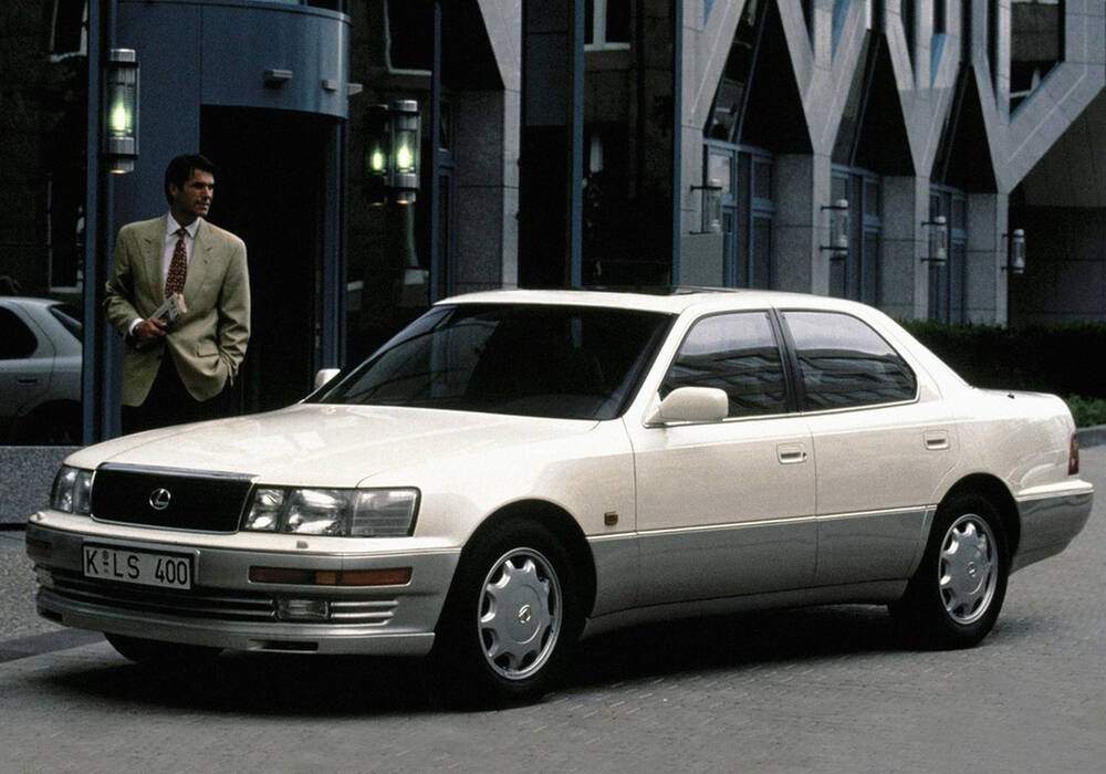 Fiche technique Lexus LS 400 (1989-1994)