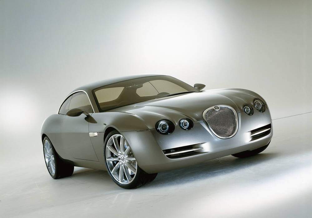 Fiche technique Jaguar R-Coup&eacute; Concept (2001)