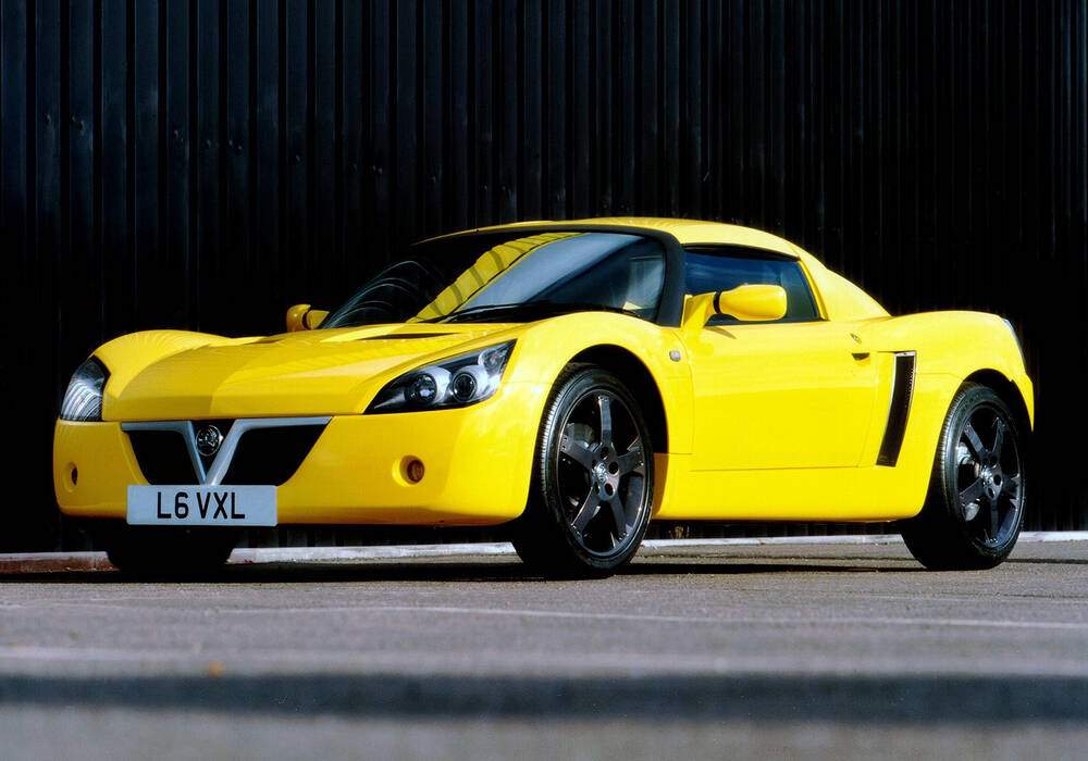 Fiche technique Vauxhall VX 220 &laquo; Lightning Yellow &raquo; (2001-2002)