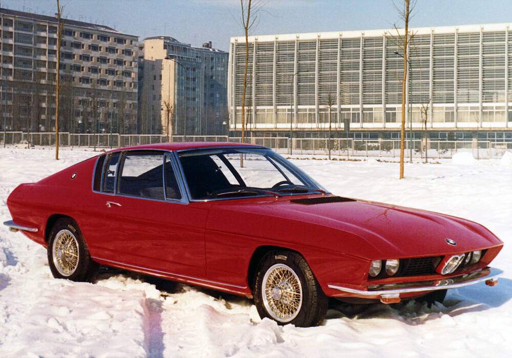 Fiche technique BMW 2000 TI Coup&eacute; (1968)