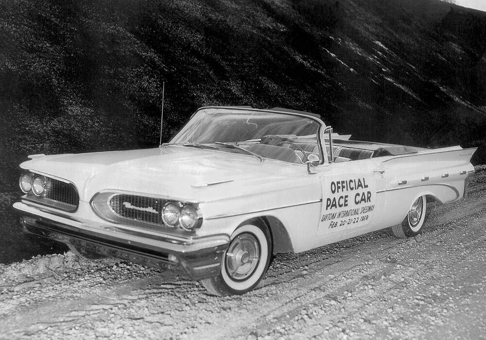 Fiche technique Pontiac Bonneville II Convertible 389ci &laquo; Daytona 500 Pace Car &raquo; (1959)