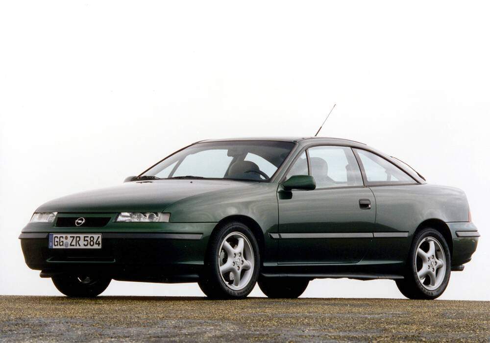 Fiche technique Opel Calibra 2.0 16v (1994-1998)
