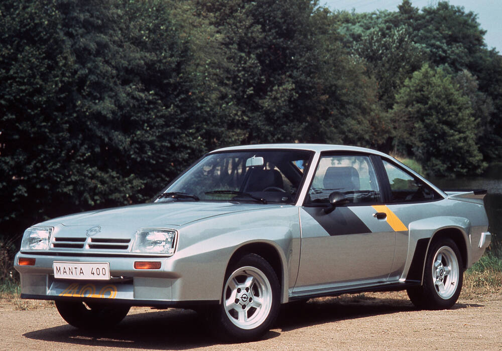 Fiche technique Opel Manta II 400 (B) (1981-1984)