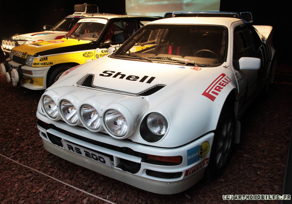 Fiche technique Ford RS 200 Group B Rally Car (1986)