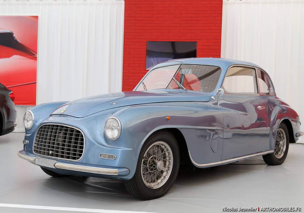 Fiche technique Ferrari 166 Sport (1948-1953)