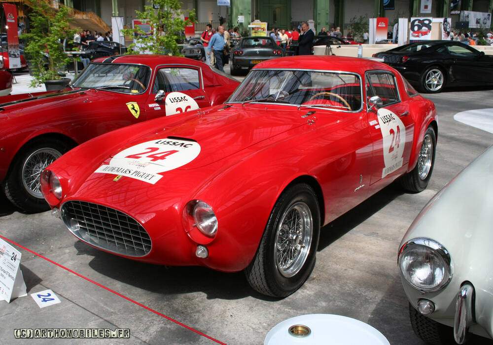 Fiche technique Ferrari 250 Europa GT Berlinetta Competizione (1954-1955)
