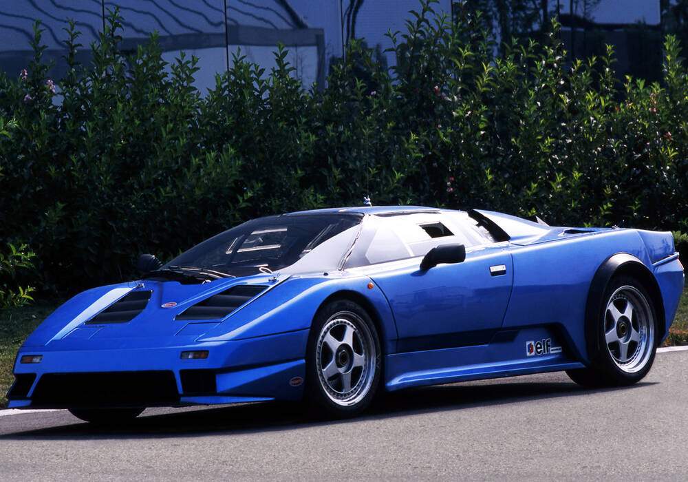 A Revolutionary Supercar: The 1990 Bugatti EB110 Prototype