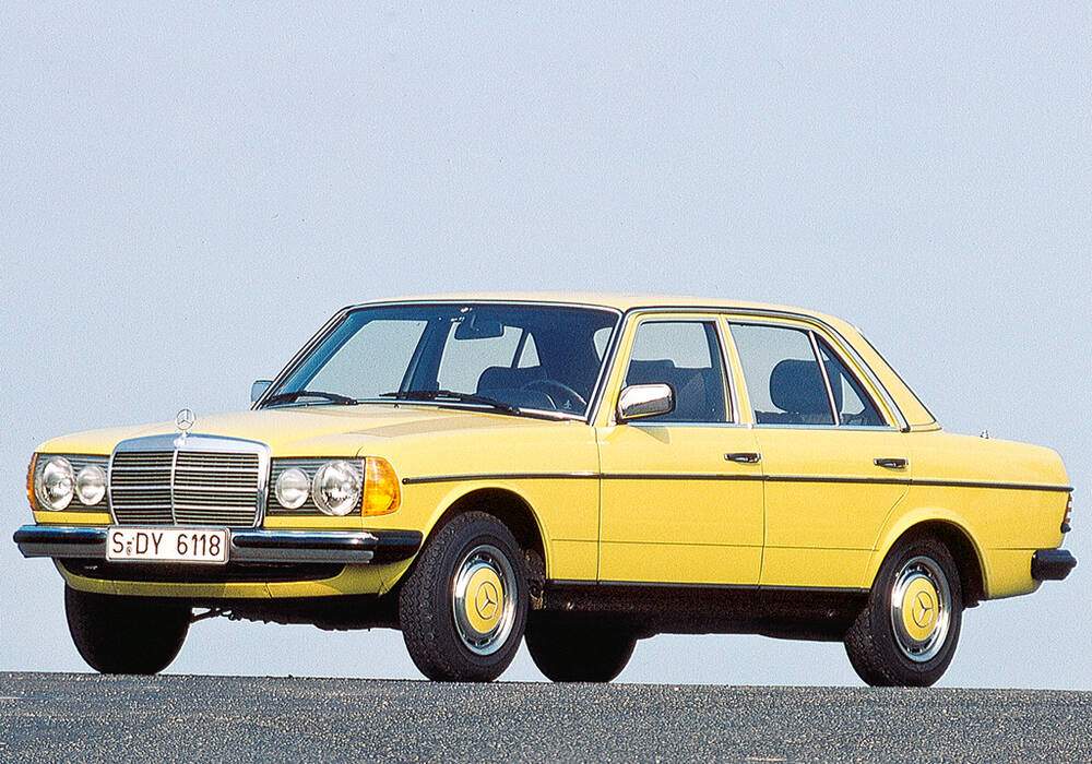 Fiche technique Mercedes-Benz 230 E (W123) (1980-1985)