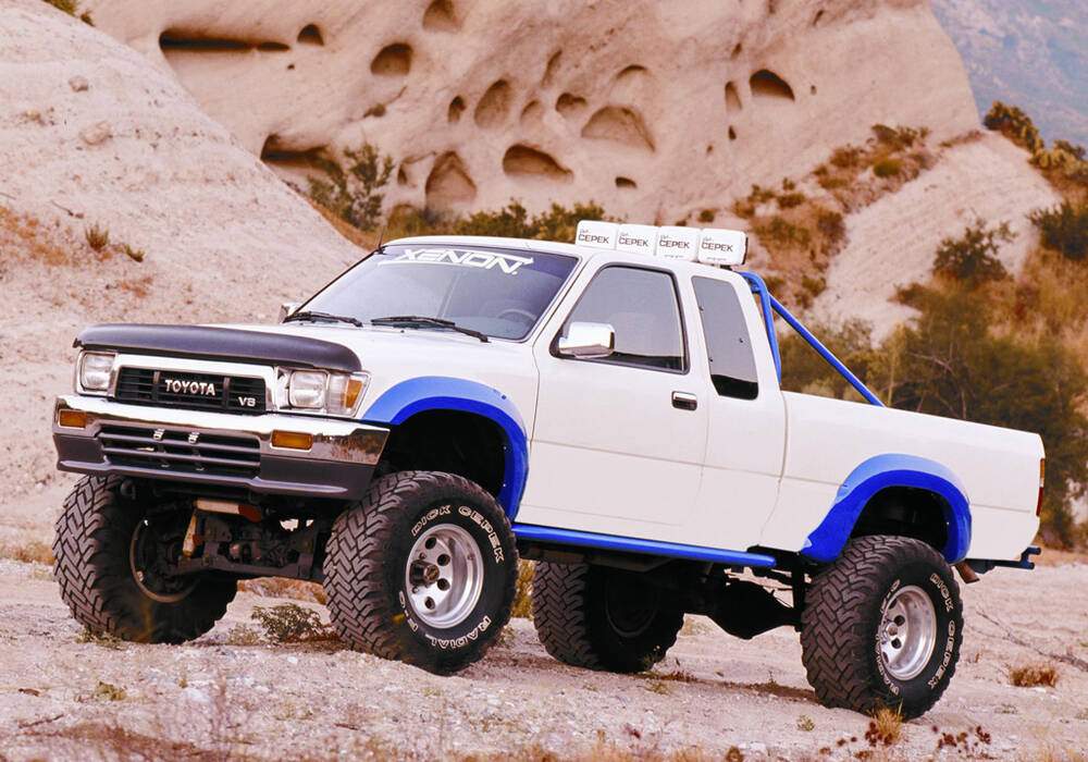 Fiche technique Xenon Truck Xtracab 4WD (1988-1995)