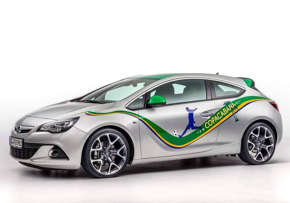 Fiche technique Opel Astra GTC &quot;Copacabana&quot; (2014)