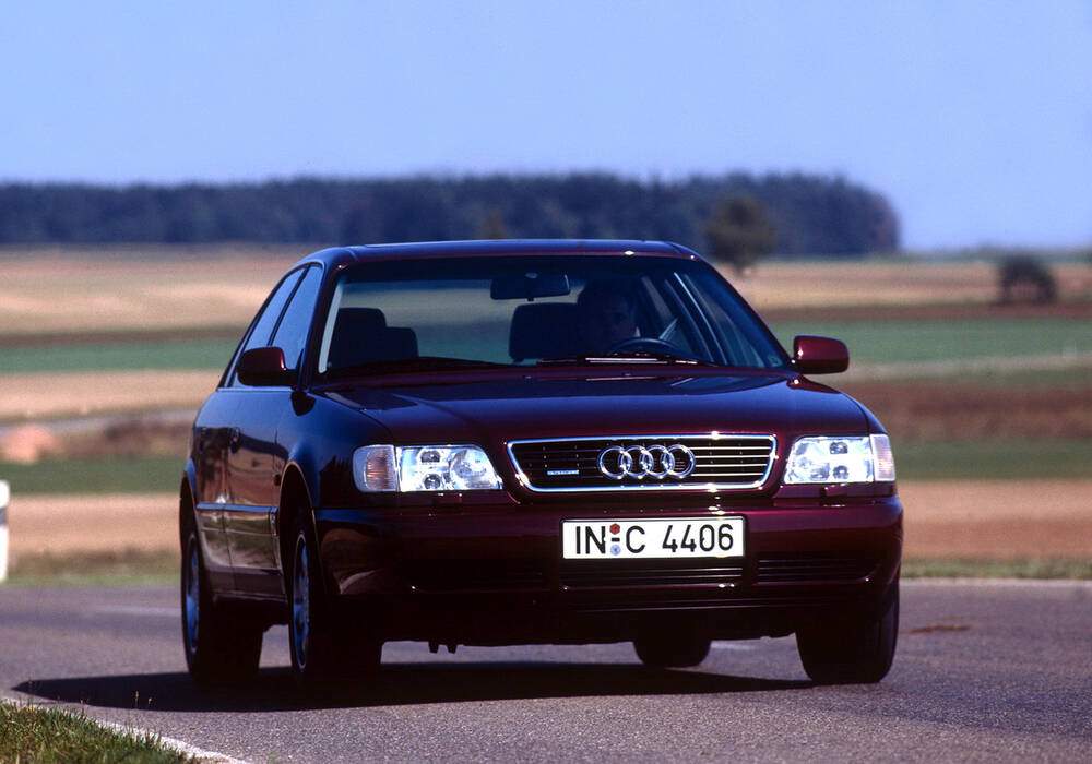 Fiche technique Audi A6 1.8 (C4) (1996-1997)