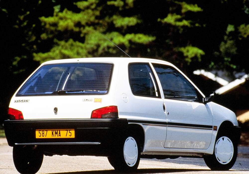 Fiche technique Peugeot 106 1.0i &laquo; Kid &raquo; (1993)