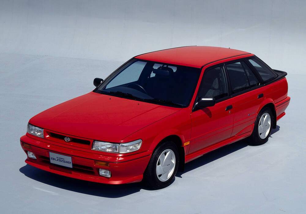 Fiche technique Nissan Bluebird VIII Aussie (HAU12) (1991)