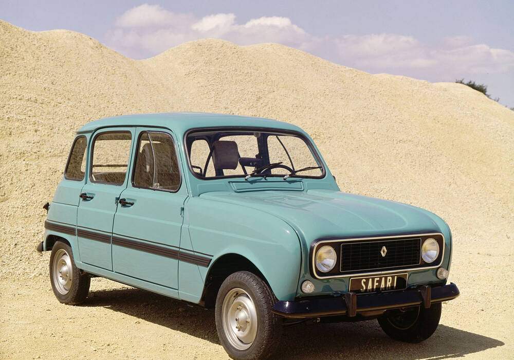 Fiche technique Renault 4 782 &laquo; Safari &raquo; (1975-1978)