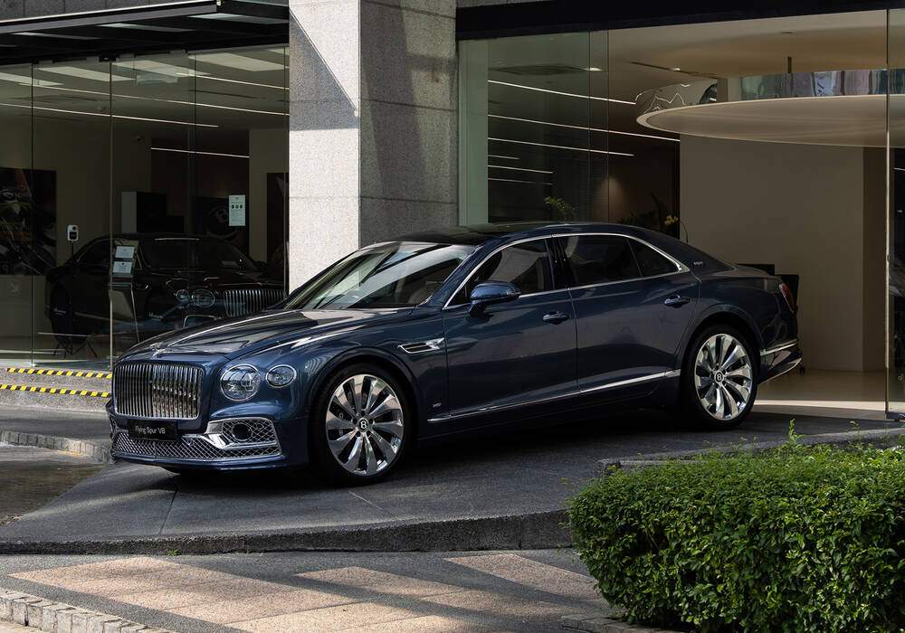 Fiche technique Bentley Flying Spur II V8 &laquo; First Edition &raquo; (2020)