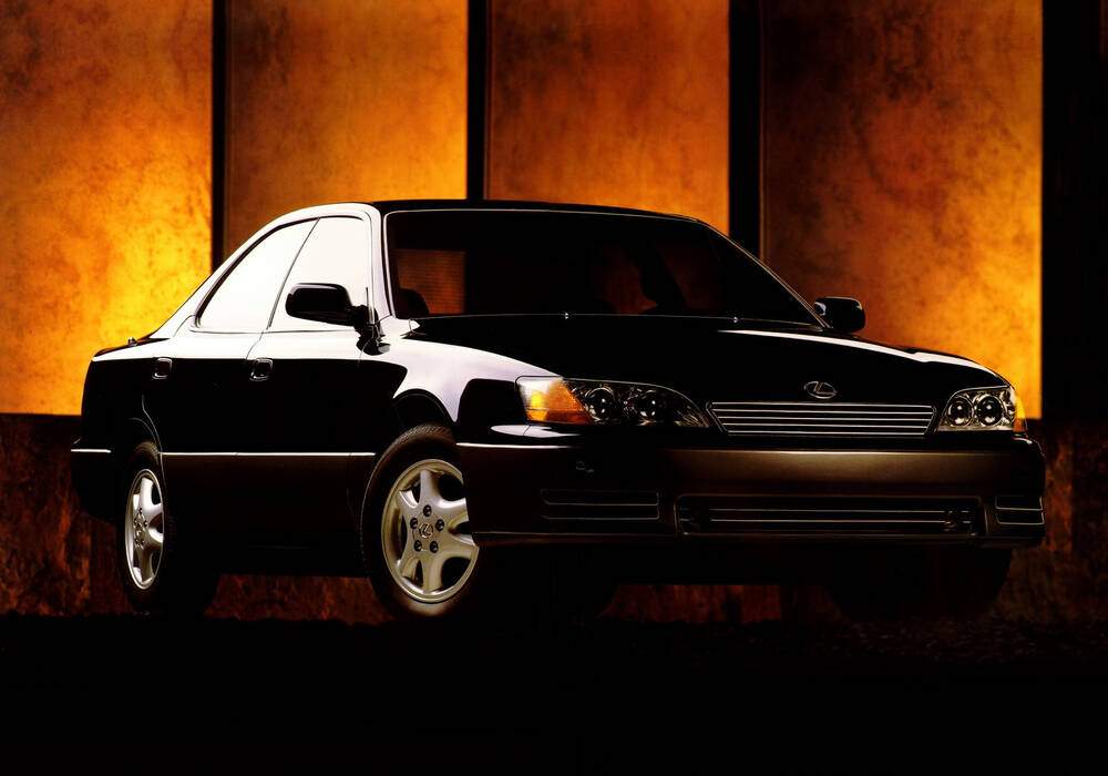 Fiche technique Lexus ES II 300 (1992-1993)