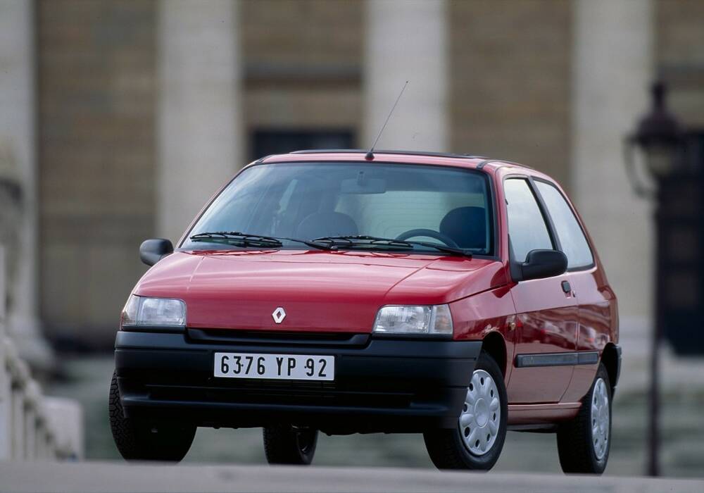 Fiche technique Renault Clio 1.9 D &laquo; Be Bop &raquo; (1994-1996)