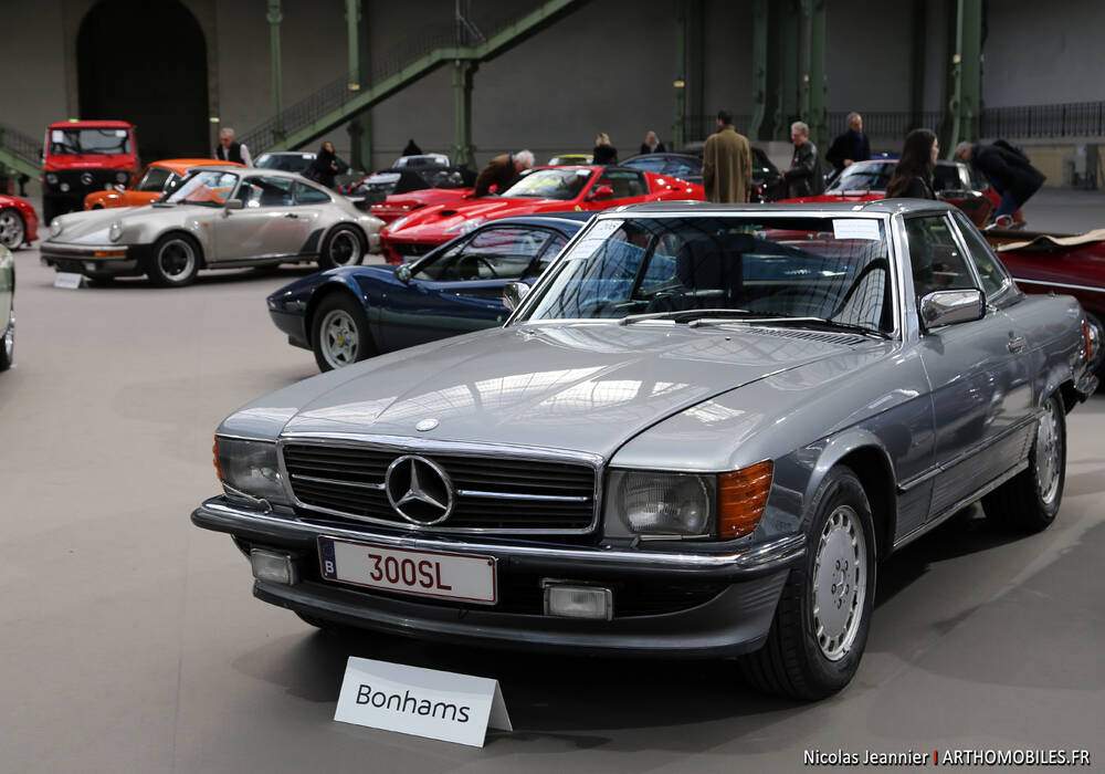 Fiche technique Mercedes-Benz 300 SL (R107) (1986-1988)