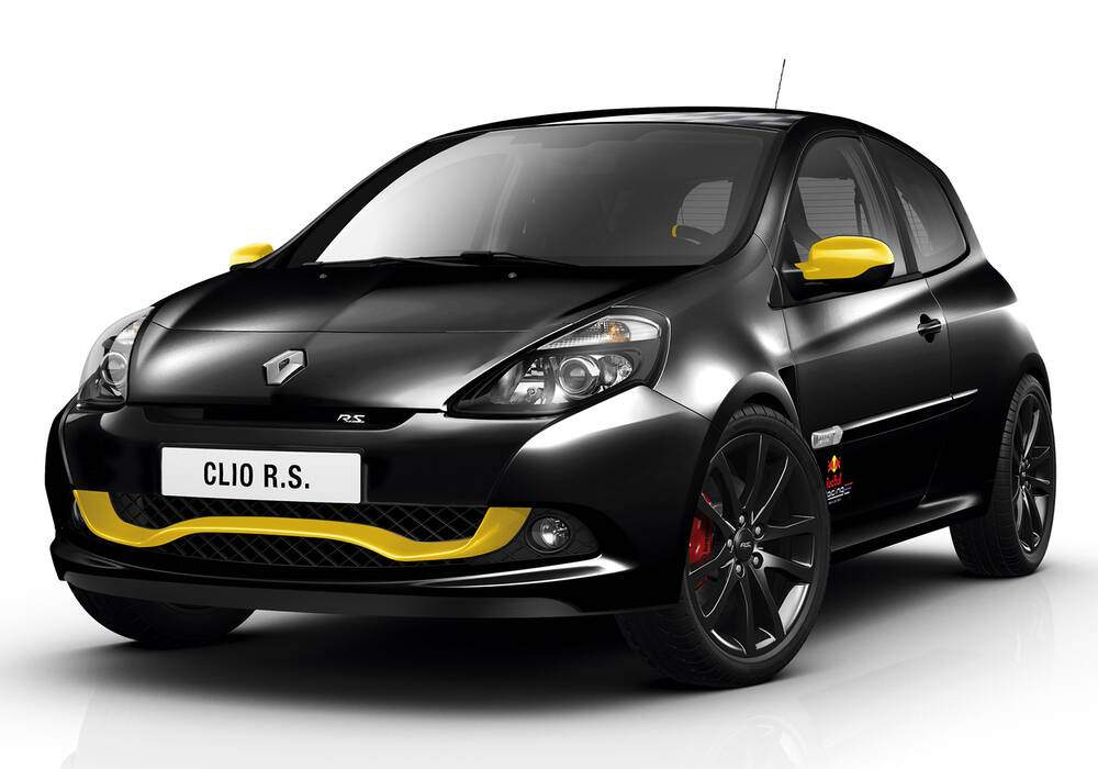 Fiche technique Renault Clio III RS &laquo; Red Bull Racing RB7 &raquo; (2012)