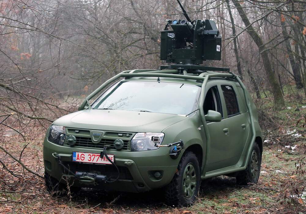 Fiche technique Dacia Duster Army SUV Prototype (2013)