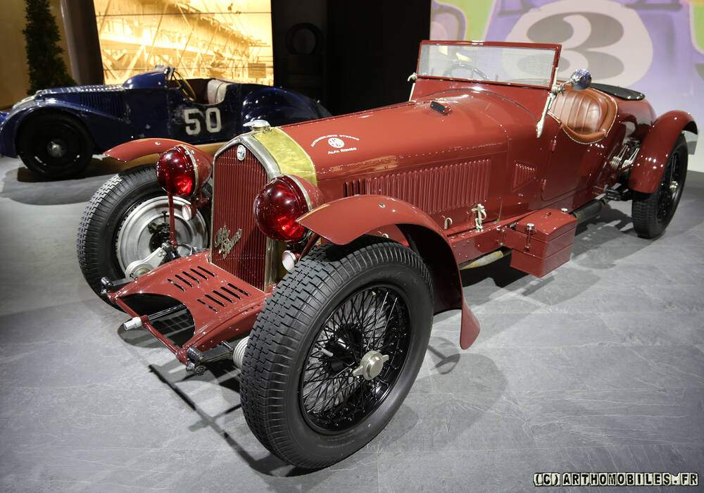 Fiche technique Alfa Romeo 8C 2300 Touring Le Mans (1931-1934)