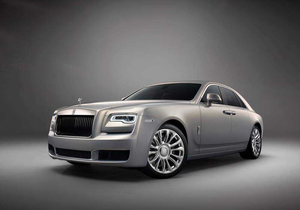 Fiche technique Rolls-Royce Ghost S&eacute;ries II &laquo; Silver Ghost Collection &raquo; (2018)