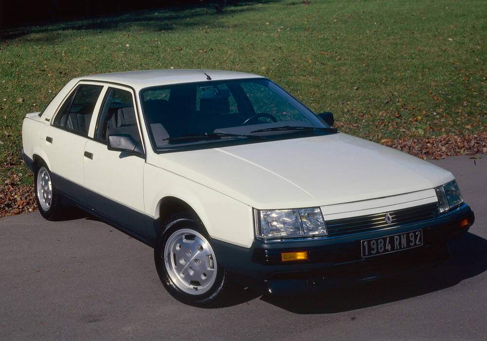 Fiche technique Renault 25 2.1 TD (1984-1992)