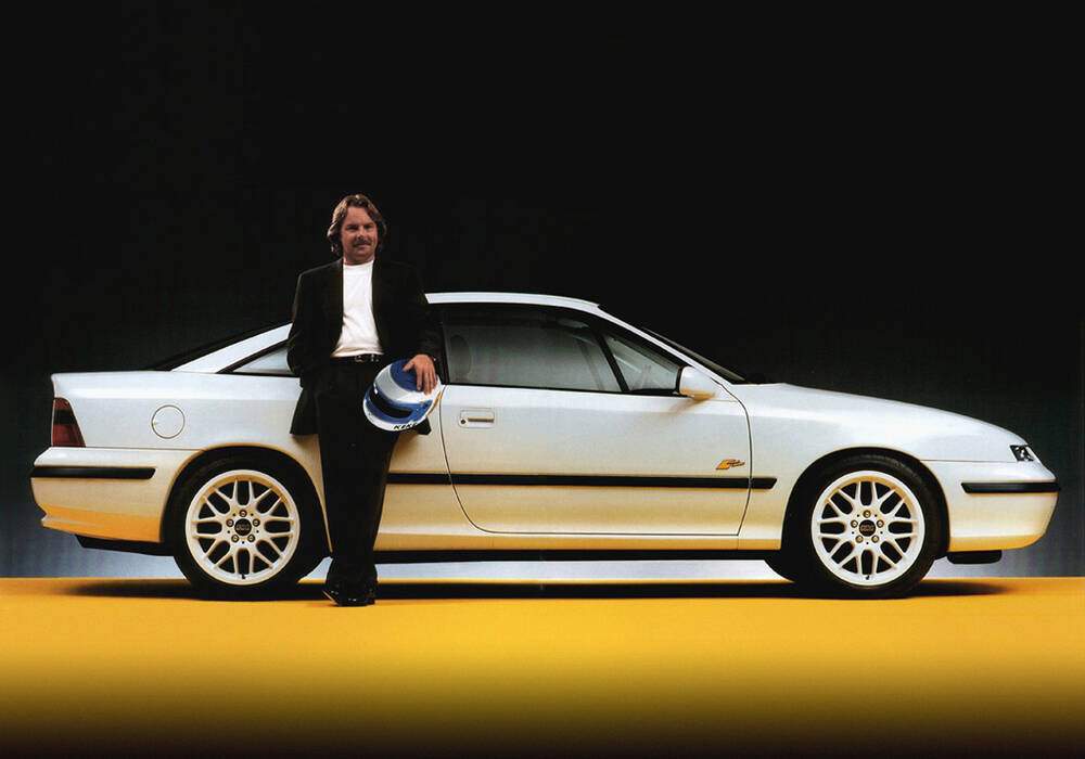 Fiche technique Opel Calibra 2.5 V6 &laquo; Keke Rosberg Edition &raquo; (1994-1995)