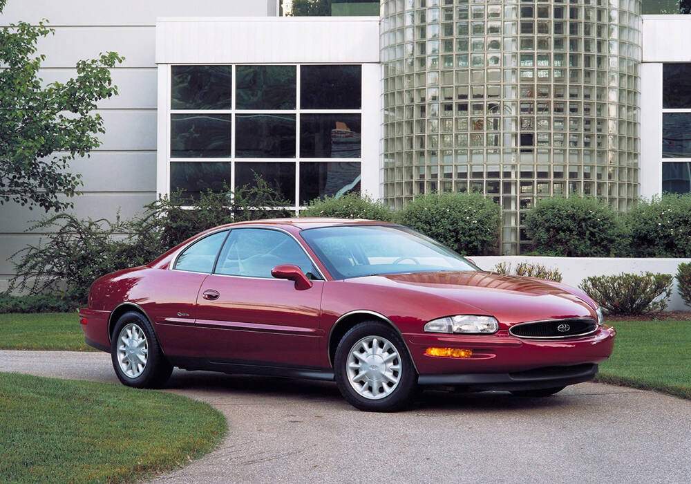 Fiche technique Buick Riviera VIII 3.8 V6 (1996-1999)