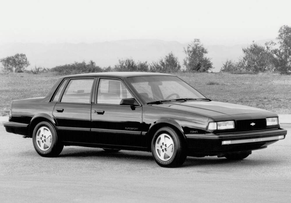 Fiche technique Chevrolet Celebrity 2.5 (1987-1989)