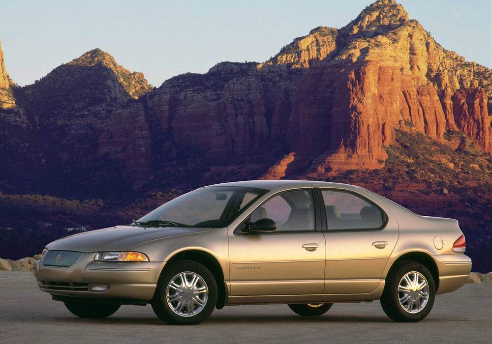 Fiche technique Chrysler Cirrus 2.5 V6 (1995-2000)