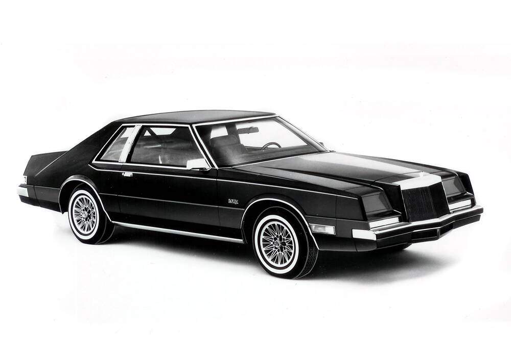 Fiche technique Chrysler Imperial XIV 318ci 140 (1981-1983)