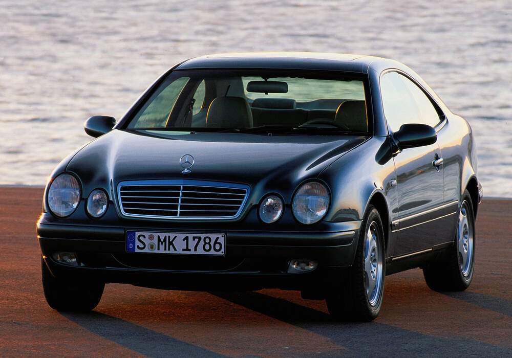 Fiche technique Mercedes-Benz CLK 200 (C208) (1997-2000)