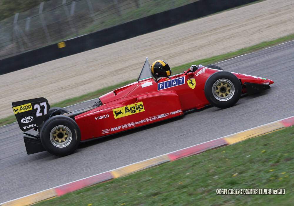 Fiche technique Ferrari 126 C4 (1984)