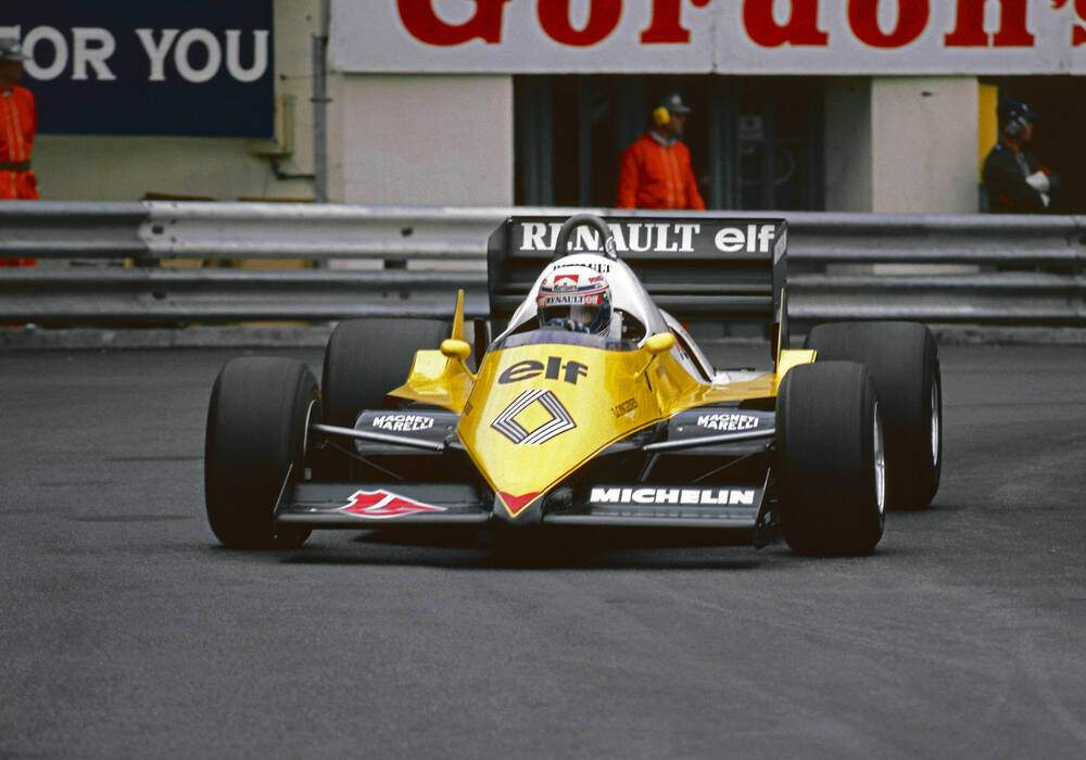 Fiche technique Renault RE40 (1983)