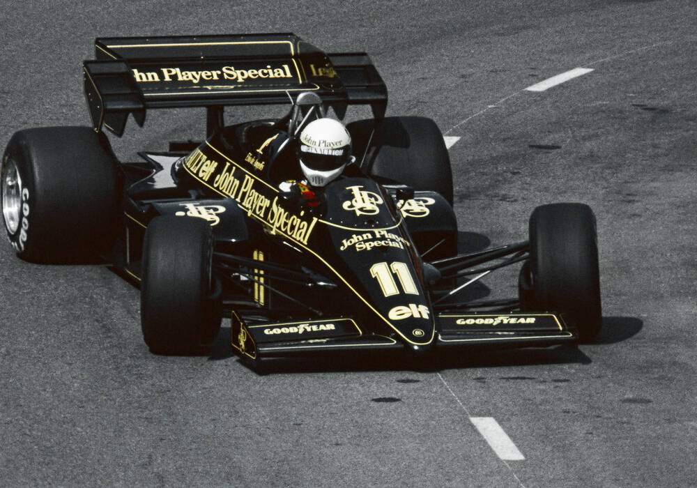 Fiche technique Lotus 93T (1983)